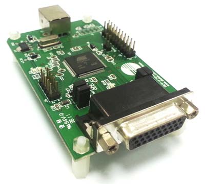 Адаптер протоколов DLN-4M для интерфейсов SPI и I2C в бескорпусном исполнении.