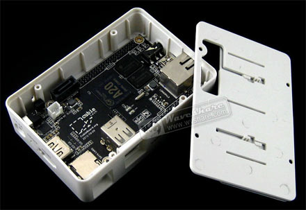 Корпус позволяет защитить миникомпьютер Cubieboard2 от статического электричества и внешних механических воздействий.
