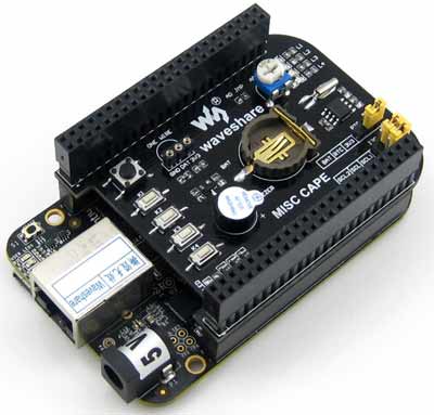 Плата расширения MISCCAPE с подключенным миникомпьютером BeagleBone Black