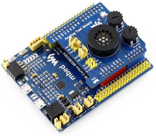 Отладочная плата XNUCLEO-F411RE с установленной платой расширения Analog Test Shield