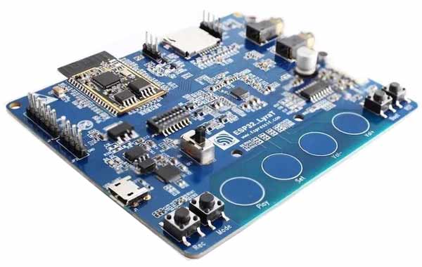 Отладочная плата ESP32-LyraT. Общий вид